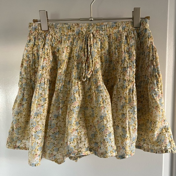 American Eagle Flower Farmhouse Whimsical Flowy Shorts size XS - Picture 3 of 12